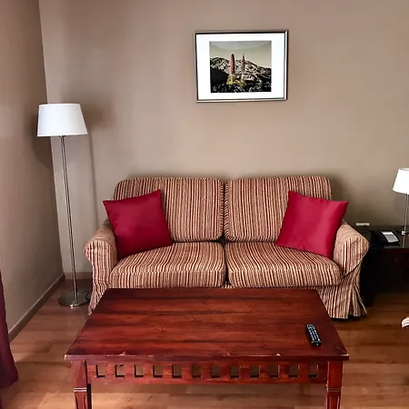 Szálloda La Quinta Park 4*