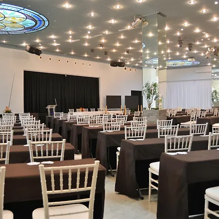 La Quinta Park 酒店 4*