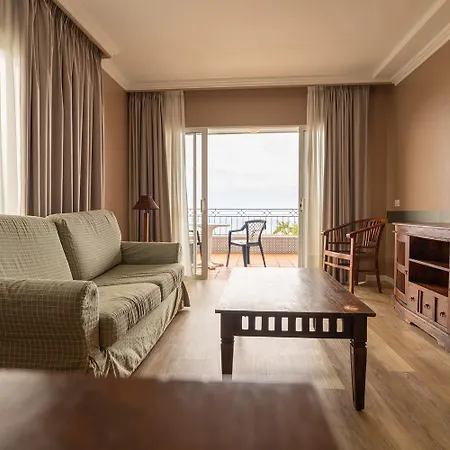 La Quinta Park 4* 圣乌尔苏拉