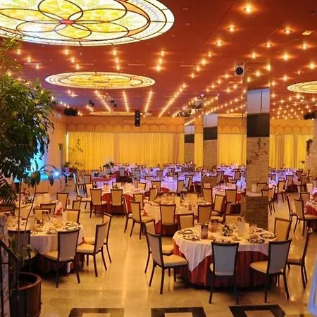 La Quinta Park 酒店 圣乌尔苏拉