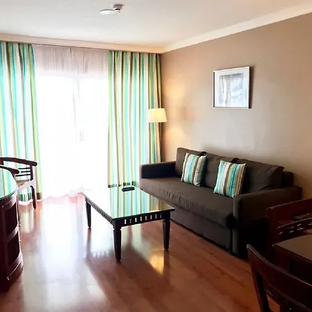 酒店 La Quinta Park 4*